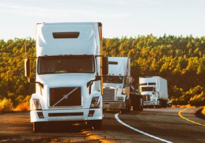 5-Reasons-Why-The-Trucking-Industry-is-Essential-middle-image