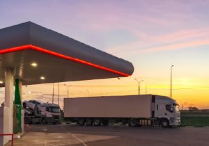  Fuel-Costs-Dominate-the-Trucking-Industry middle